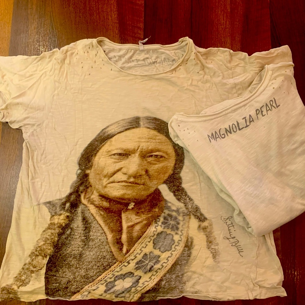 Sitting Bull Magnolia Pearl T-shirt